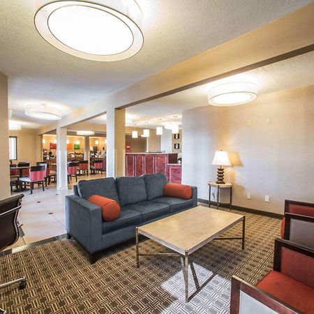 Quality Inn & Suites Boonville - Columbia エクステリア 写真