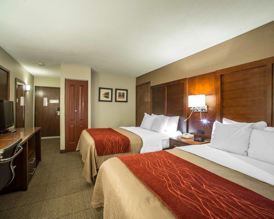 Quality Inn & Suites Boonville - Columbia エクステリア 写真