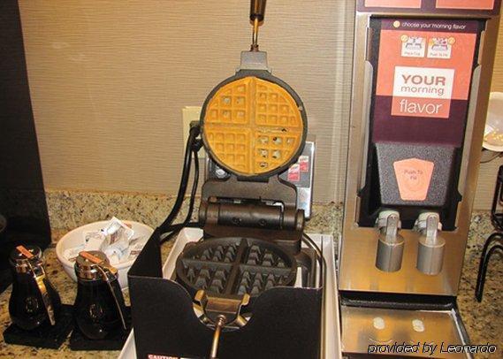 Quality Inn & Suites Boonville - Columbia エクステリア 写真