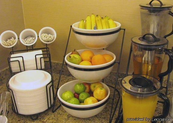 Quality Inn & Suites Boonville - Columbia エクステリア 写真