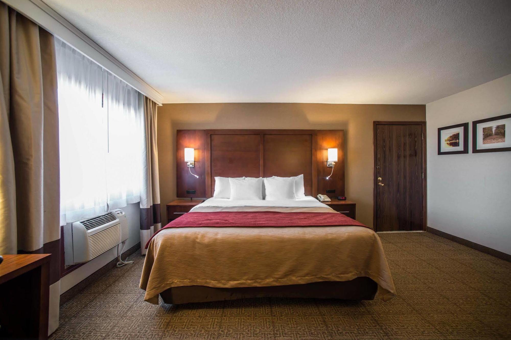 Quality Inn & Suites Boonville - Columbia エクステリア 写真